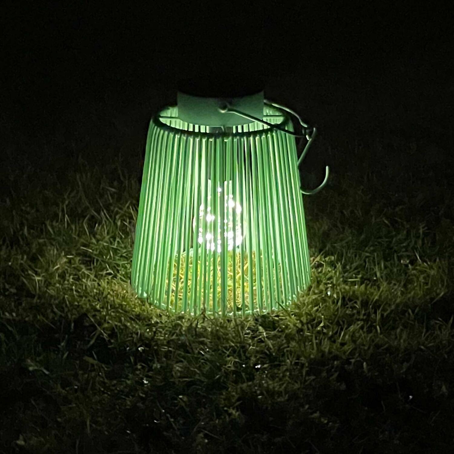 Solarlaterne Gartenlaterne Outdoor aus Metall LED pastellgrn, 22cm